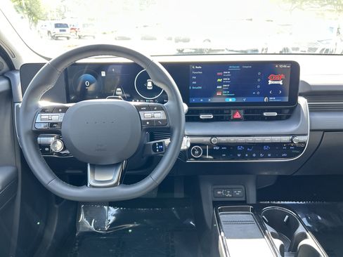 New 2025 Hyundai Ioniq 5 SE image 19