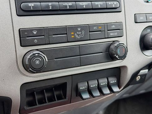 Used 2015 Ford F650 2WD Regular Cab Super Duty image 14