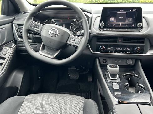 New 2026 Nissan Rogue SV FWD image 22