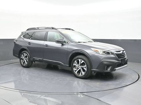 Used 2022 Subaru Outback Limited AWD/4WD image 18