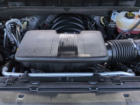 Used 2025 GMC Yukon Denali AWD/4WD image 32