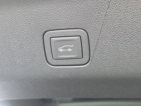 New 2026 Chevrolet Suburban High Country image 20