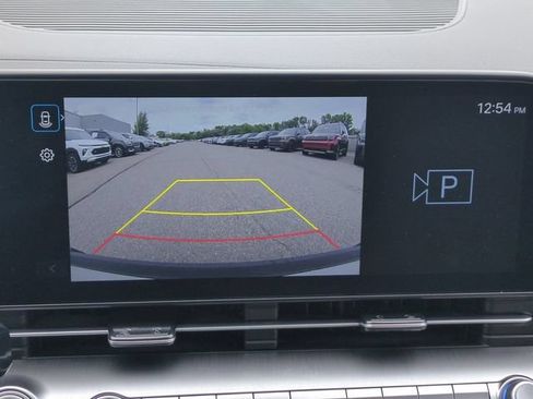 Certified 2024 Hyundai Kona SEL AWD/4WD image 10