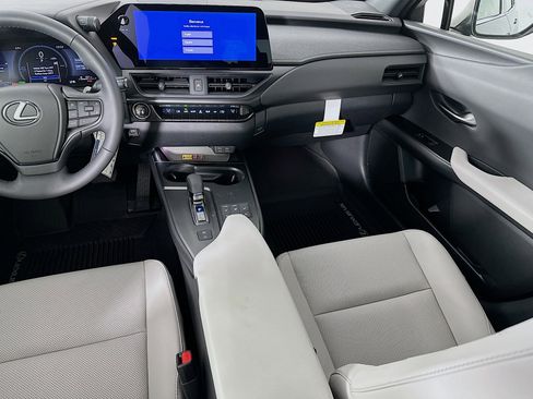 New 2026 Lexus UX 300h AWD image 25