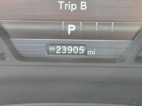 Used 2025 RAM 1500 Laramie w/ Sport Appearance Package image 21