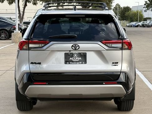 Used 2025 Toyota RAV4 XSE AWD/4WD image 5