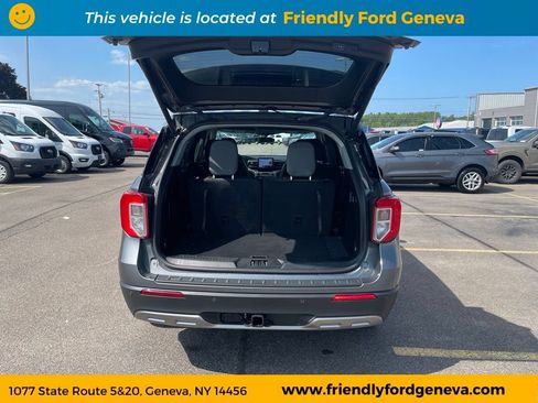Used 2023 Ford Explorer XLT w/ Equipment Group 202A AWD/4WD image 10