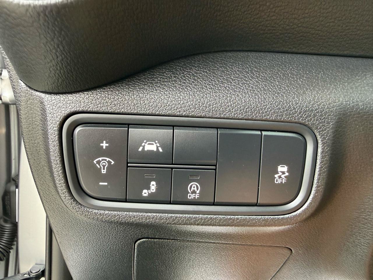 Used 2022 Kia Soul LX w/ Technology Package FWD image 24