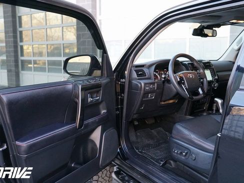 Used 2022 Toyota 4Runner TRD Off-Road Premium w/ Moonroof Package image 16