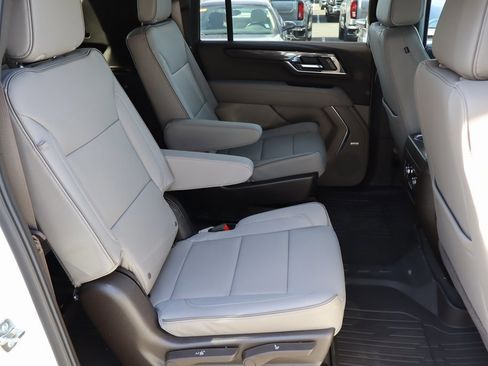 New 2026 GMC Yukon XL Elevation w/ LPO, Floor Liner Package image 25
