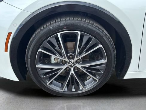 Used 2026 Toyota Prius Limited w/ Limited Premium Package FWD image 27