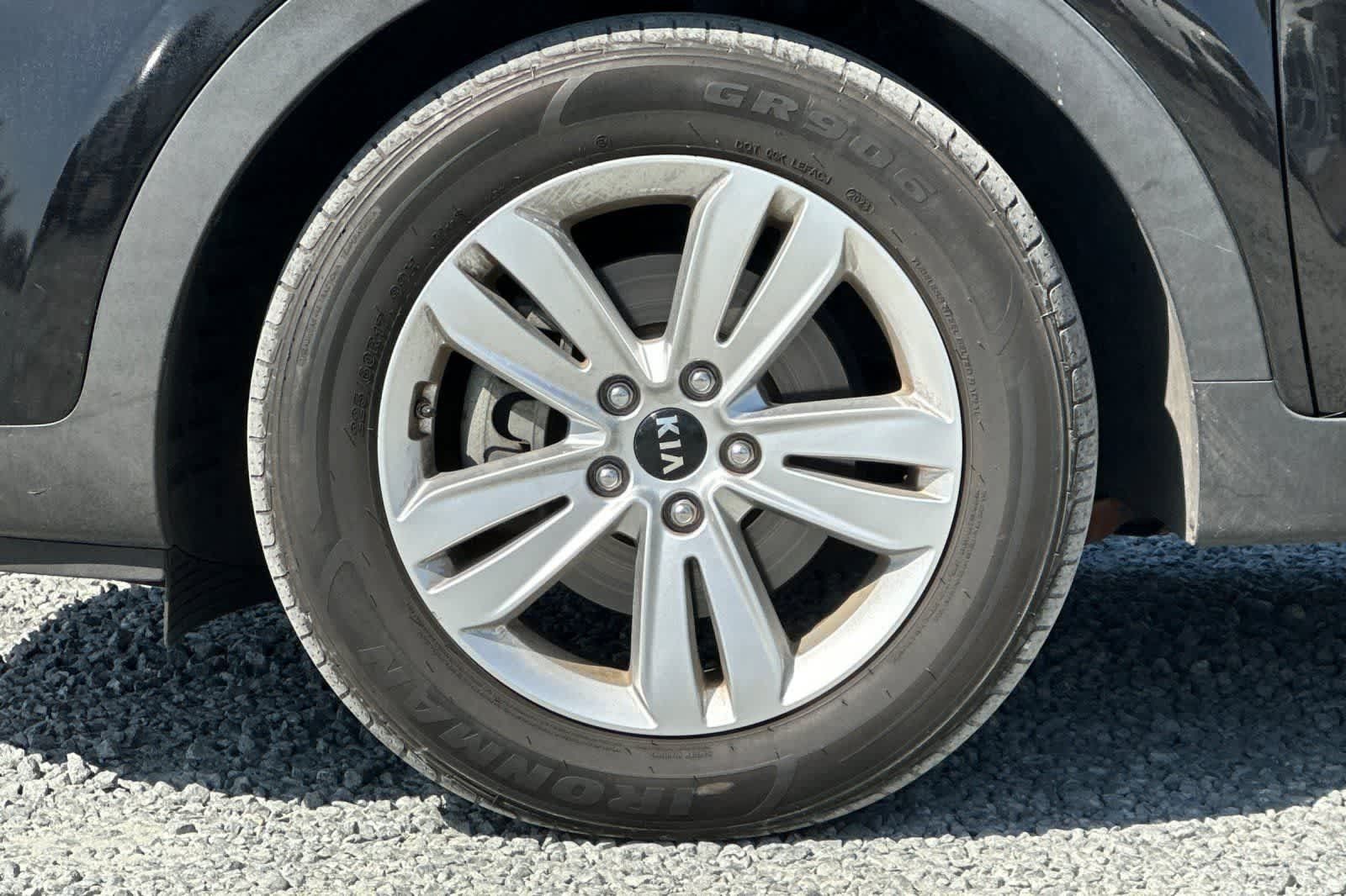 Used 2019 Kia Sportage LX FWD image 12