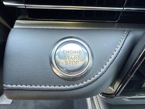 New 2026 Lincoln Nautilus Premier AWD/4WD image 28