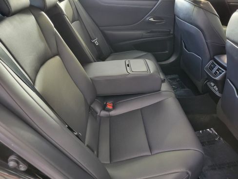 Used 2020 Lexus ES 350 w/ Premium Package image 16