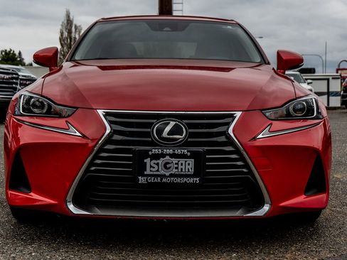 Used 2017 Lexus IS 300 AWD image 5