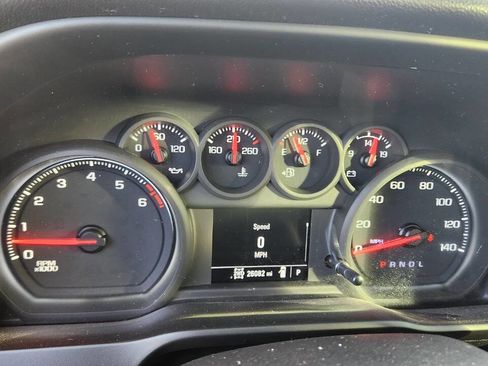 Used 2022 GMC Sierra 2500 Pro w/ Convenience Package image 10