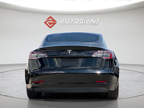 Used 2019 Tesla Model 3 Mid Range RWD image 6
