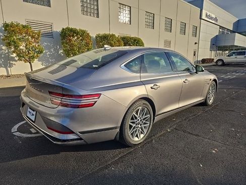 Used 2025 Genesis G80 2.5T image 8