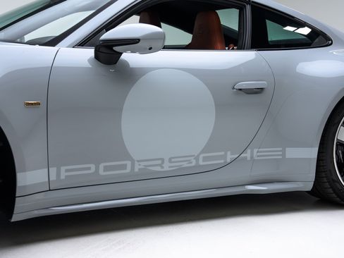 Used 2023 Porsche 911 Sport Classic image 26