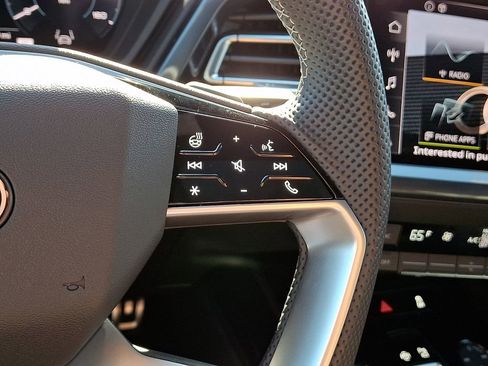 Certified 2025 Audi Q4 e-tron Premium Plus w/ Premium Plus image 25