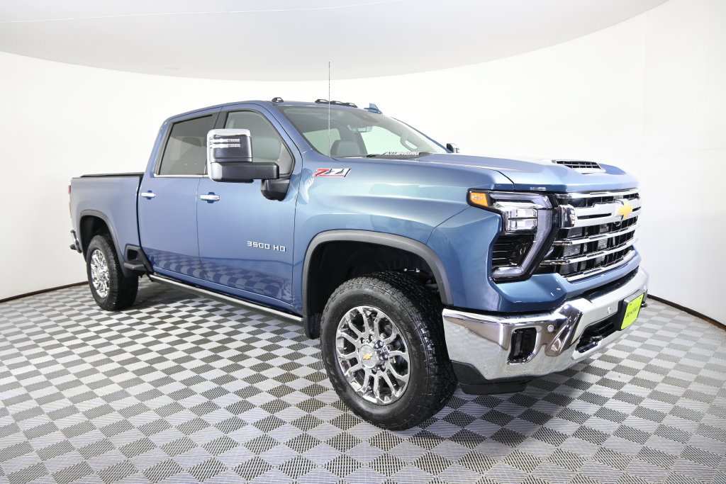 Used 2026 Chevrolet Silverado 3500 LTZ w/ LTZ Premium Package AWD/4WD image 10