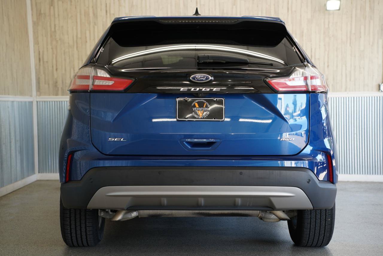 Used 2023 Ford Edge SEL AWD/4WD image 9