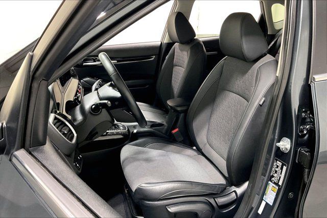 Used 2024 Kia Seltos S AWD/4WD image 25