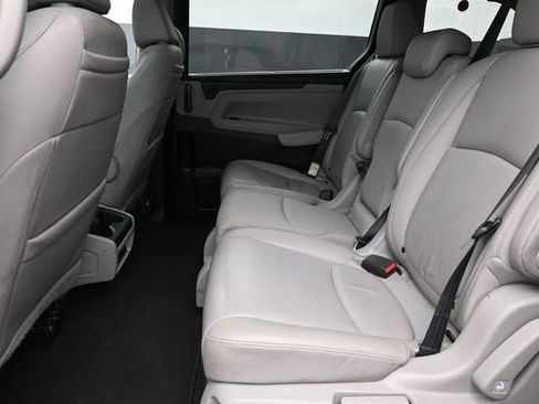 Used 2018 Honda Odyssey Elite image 11