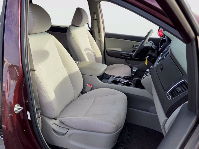 Used 2020 Kia Sedona LX FWD image 18