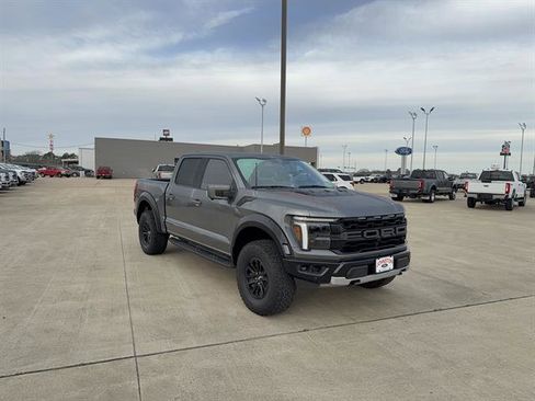 Used 2024 Ford F150 Raptor image 2