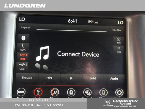 Used 2019 Dodge Charger R/T w/ Plus Group RWD image 33