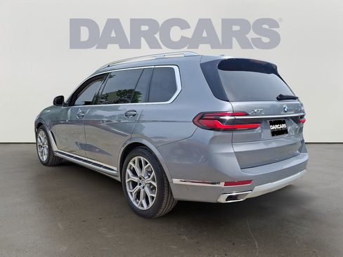 Used 2024 BMW X7 xDrive40i AWD/4WD image 4
