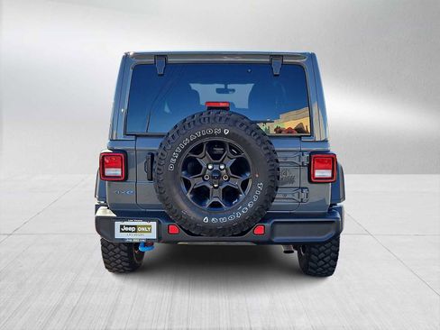 Used 2023 Jeep Wrangler Unlimited w/ 8.4" Radio Group image 7