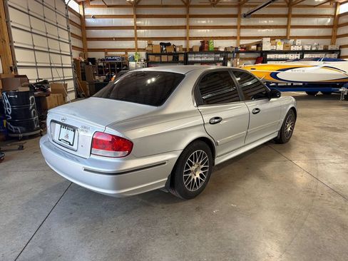 Used 2002 Hyundai Sonata GLS FWD image 8