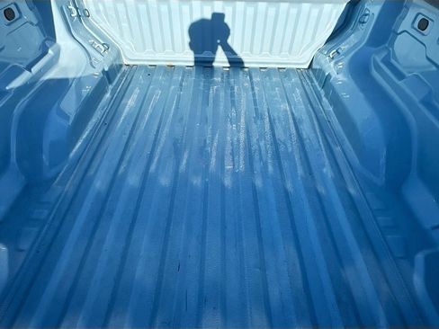 Used 2025 Chevrolet Colorado LT image 25