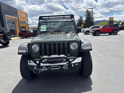 Used 2022 Jeep Wrangler Rubicon AWD/4WD image 2