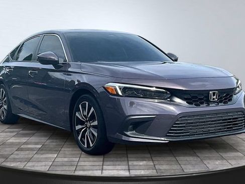 Used 2023 Honda Civic EX-L image 3