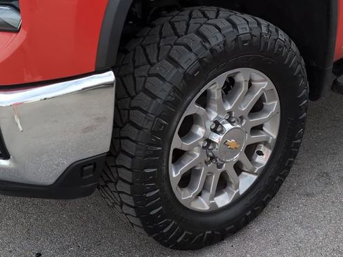 Used 2024 Chevrolet Silverado 2500 LTZ w/ LTZ Plus Package image 8