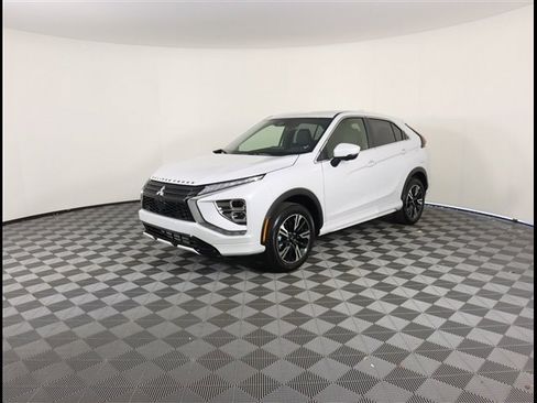 Used 2024 Mitsubishi Eclipse Cross SEL image 2