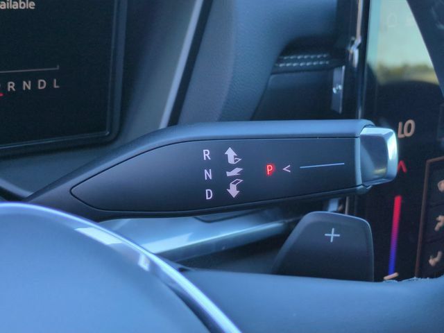 New 2027 GMC Terrain Elevation w/ Elevation Premium Package AWD/4WD image 23