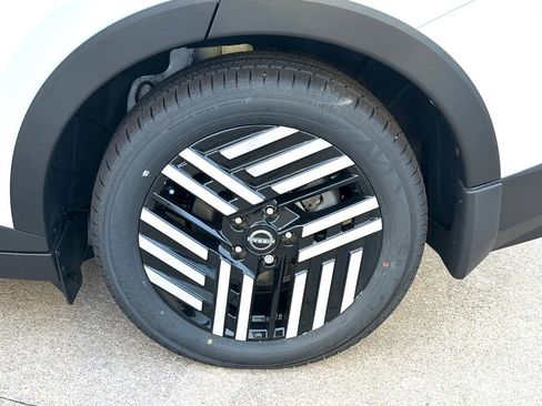 New 2026 Nissan Leaf SV+ FWD image 21