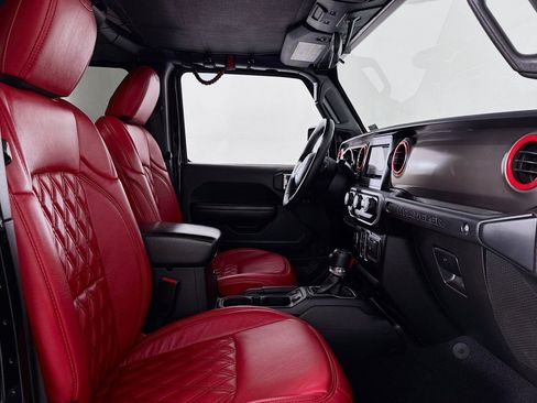 Used 2019 Jeep Wrangler Unlimited Sport S AWD/4WD image 7