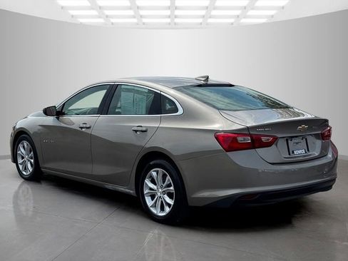 Used 2024 Chevrolet Malibu LT FWD image 3