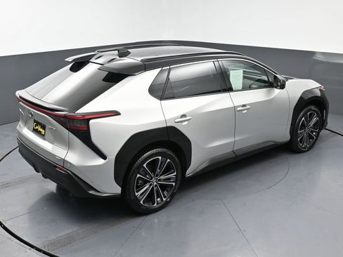 Used 2023 Toyota bZ4X Limited image 42