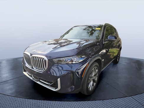 Used 2026 BMW X5 xDrive40i w/ Climate Comfort Package AWD/4WD image 3