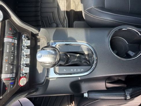 Used 2017 Ford Mustang Premium RWD image 34