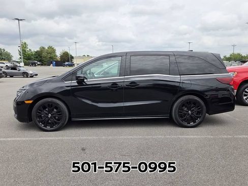 Used 2025 Honda Odyssey Sport-L image 2