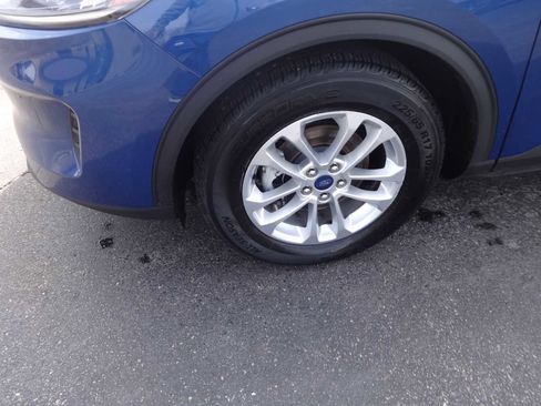 Used 2022 Ford Escape SE w/ Convenience Package image 4