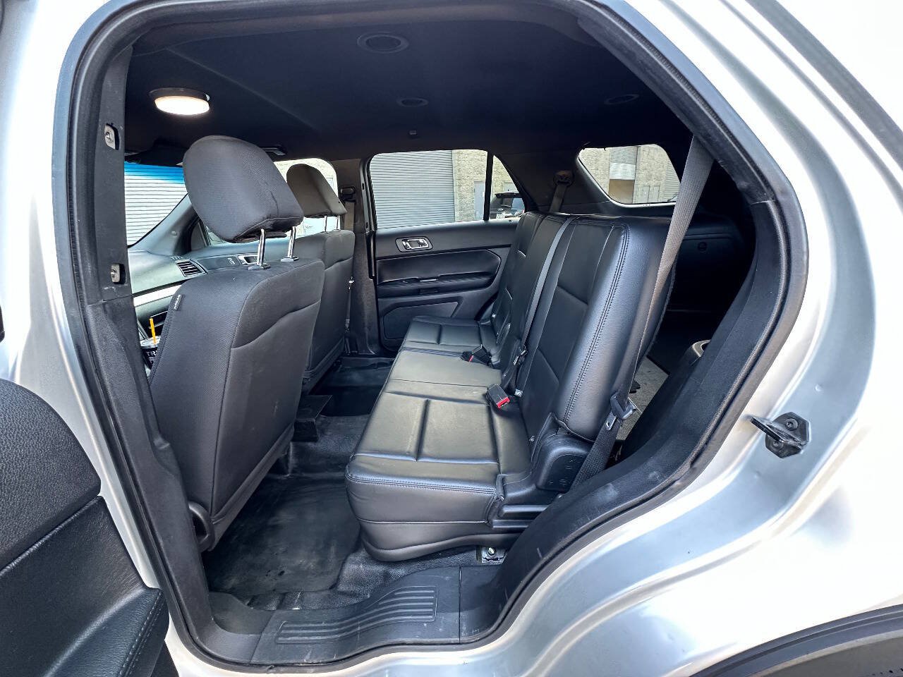 Used 2017 Ford Explorer 4WD Police Interceptor image 16