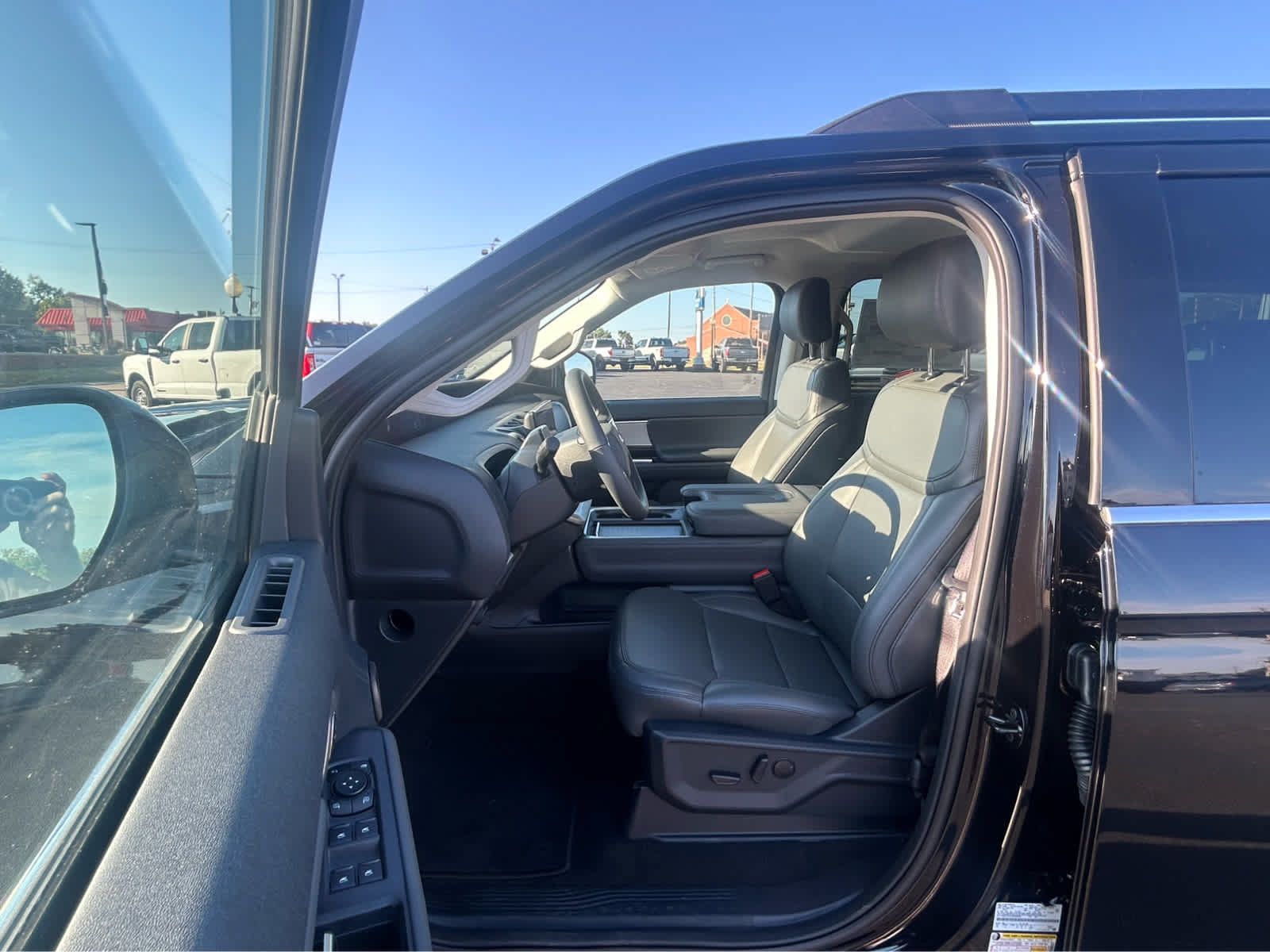 New 2027 Ford Expedition Active AWD/4WD image 19